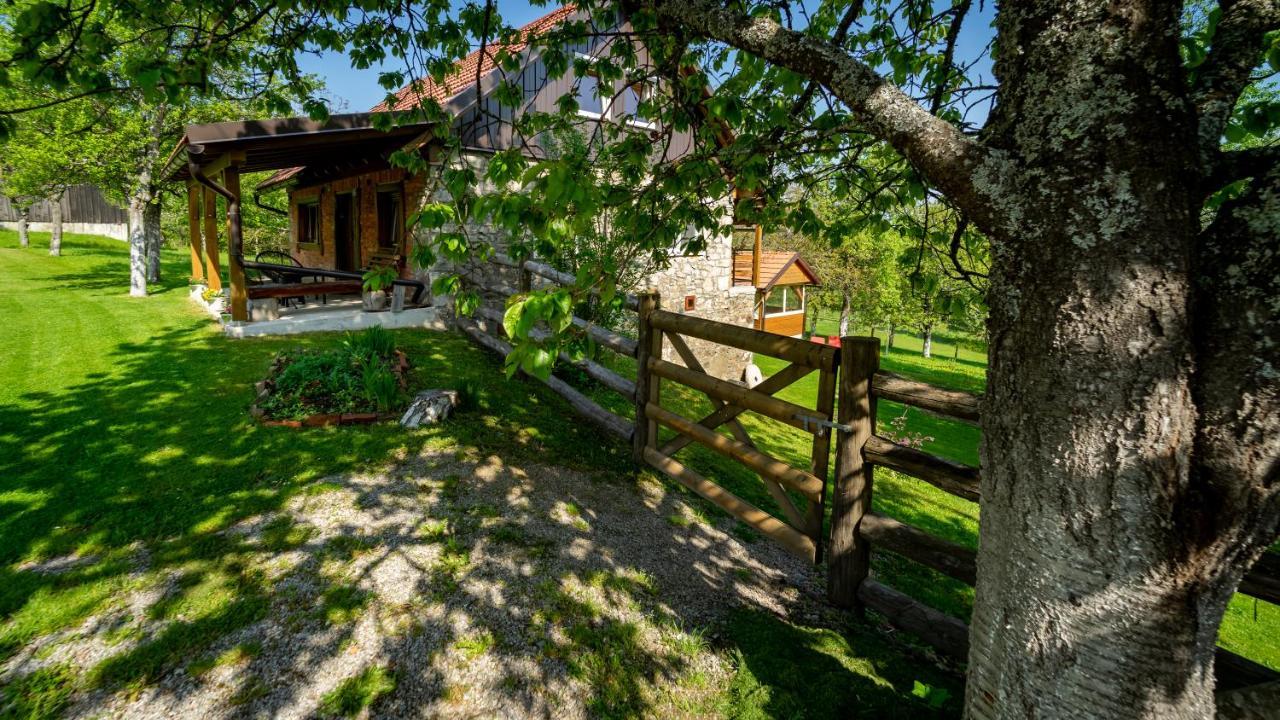 Holiday Home "Sleme" With Jacuzzi, Big Garden And Arbor With Fireplace Skrad Extérieur photo
